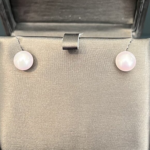 8.5-9MM Saltwater Cultured Pearl stud earrings 14KT White Gold EUC demure - Picture 13 of 15